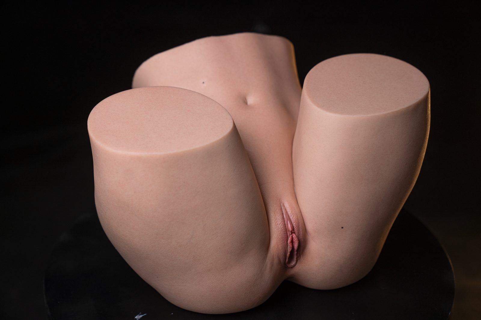 Ru Si Asian silicone sex doll torso — factory photo 6 of 6